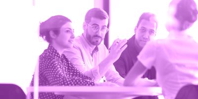 étudiants en entreprise