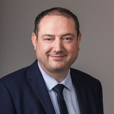 Julien HUSSON, Directeur