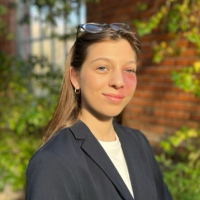 Portrait photo de l'étudiante Elena-Sophia Pfleger