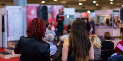 Etudiants salon