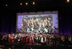 Lancé de chapeaux, Remise des Diplômes Promo 21